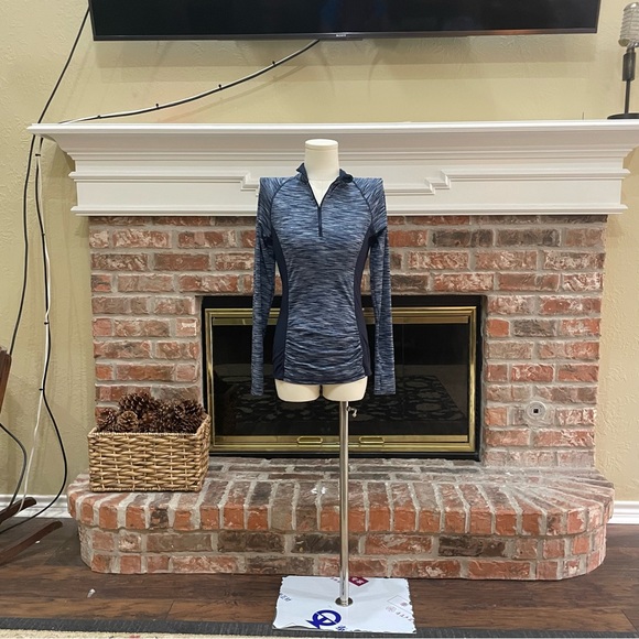 Kyodan zip up grey athleisure/athletic track jacket / XS / Excellent condition - Picture 8 of 13